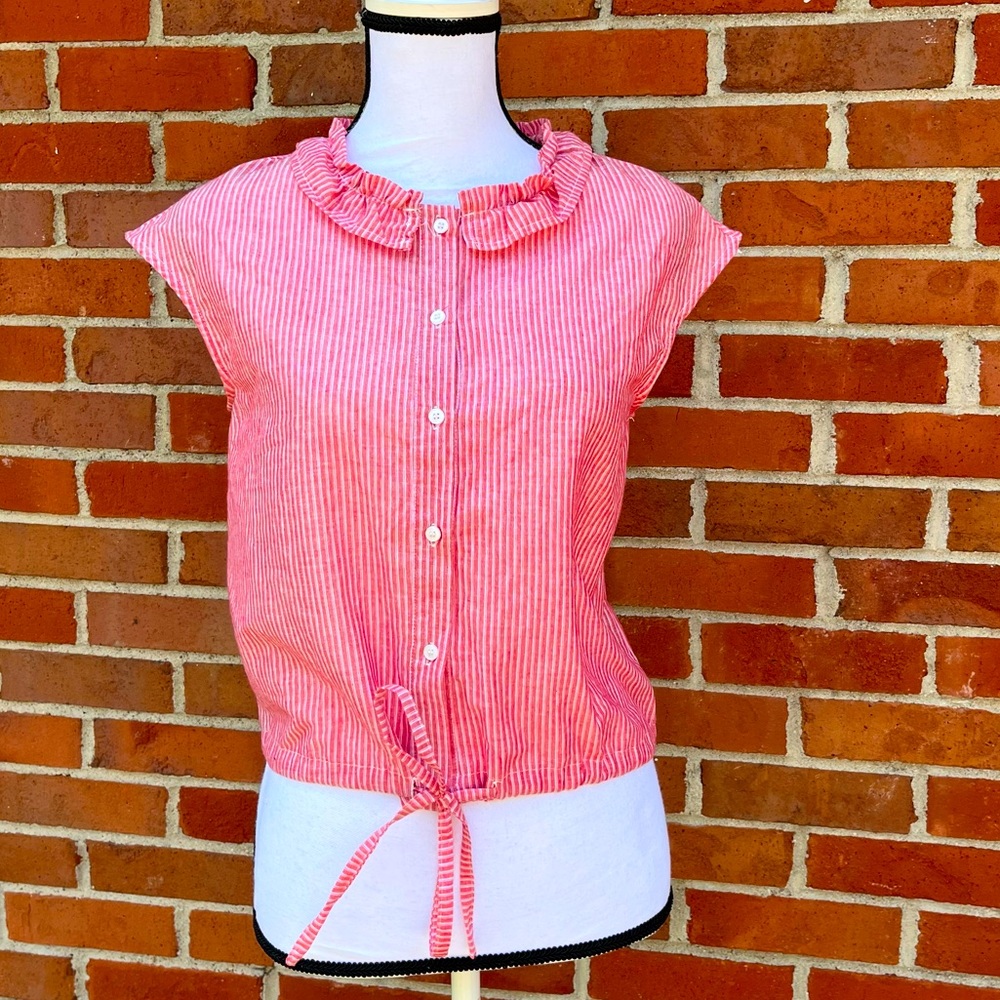 NWT & Merci Red White Pinstripe Button Up Ruffle Collar Tie Hem Sleeveless Top S